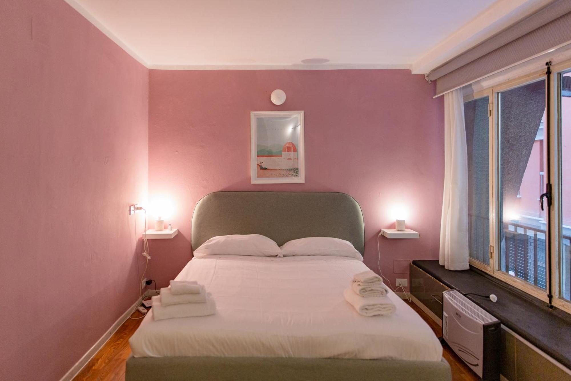 Modern Studio Apartment In Front Of Ponte Vecchio Florencia Exterior foto
